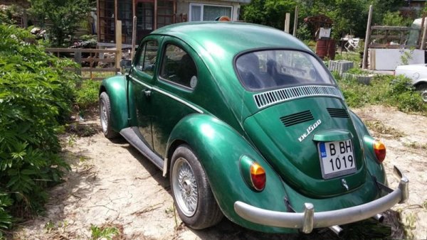 Няма как подобен списък да мине през "костенкурката"- у нас се продават няколко десетки, но ние се спряхме на тази, от декември 1960, с 54 коня и с уверенията на продавача от Варна, че "автомобилът е напълно реставриран и е с оригинални части и много труд". 
