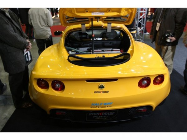 Half Way Lotus Exige, оборудван с Honda VTec двигател / Токио 2009