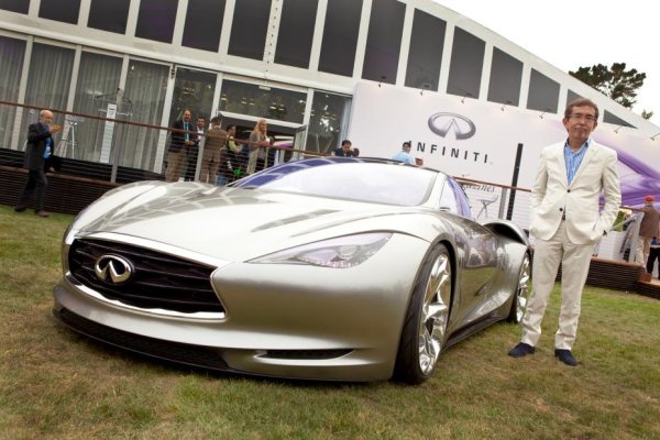 Освен с работата си за Nissan, Накамура бе натоварен да създаде нова, по-привлекателна идентичност за Infiniti, премиум марката на японския гигант. Началото бе поставено с концепта Еssence през 2009, който четири години по-късно се превърна в Infiniti Q50. От същата дизайнерска концепция произлезе и прототипът Emerg-e (на снимката).

