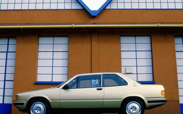 Мнозина се подиграват на Biturbo, като го го определят като "евтиното Maserati", но този модел запазва стила на марката в продължение на дълги години. Тази лимузина е произвеждана в 430 различни варианта и макар репутацията й да е помрачена от икономиите и ниското качество в ерата "Де Томасо" в Maserati, си остава най-популярният модел. 
