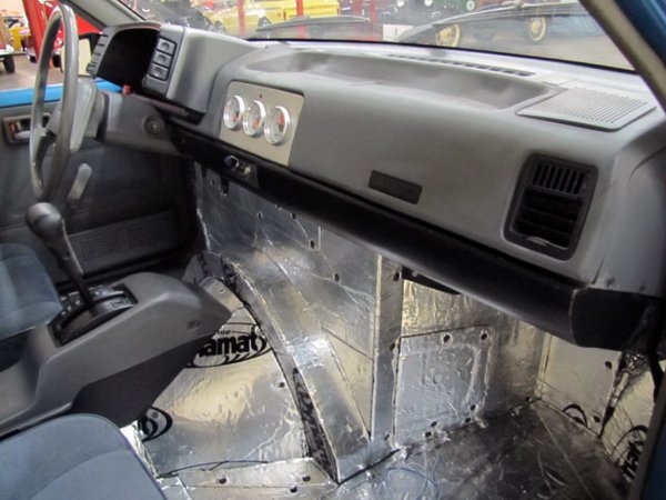 "Вълк в овча кожа" - Chevrolet Sprint от 1988 година с мощност 945 к.с. 