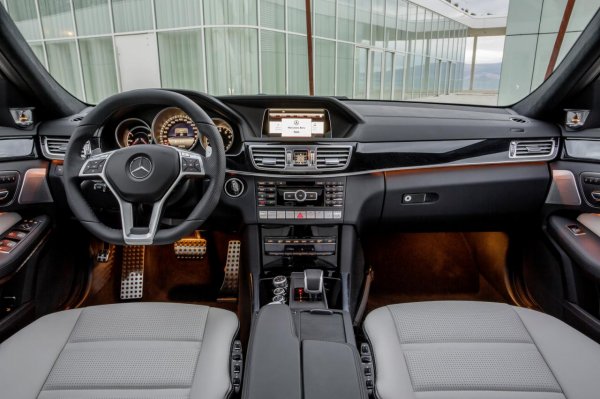 Mercedes-Benz E63 AMG 
