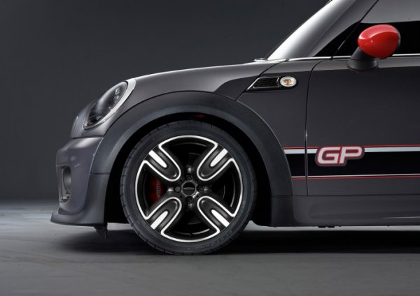 MINI John Cooper Works GP II 