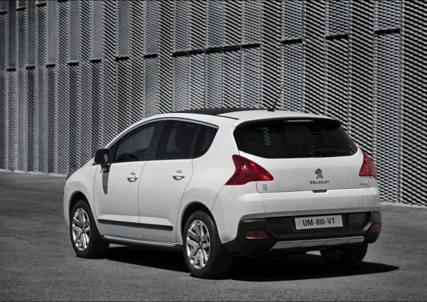 Peugeot 3008 HYbrid4 
