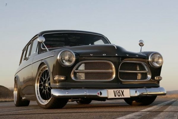 Тунинговано Volvo Amazon от 1969 година. Разполага със 799 к.с., изцедени от 2.8-литров двигател.