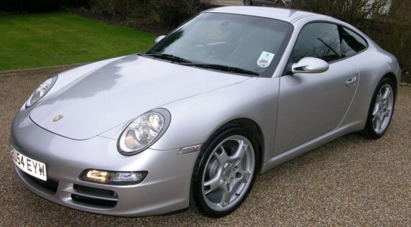 Неизменният победител при употребяваните автомобили в класацията на TUV от доста години. Коефициент на повреди от едва 9.6, което се обяснява както с по-малкия среден пробег (73 000 км), така и с факта, че този тип автомобили обикновено се поддържат с повече средства и внимание от масовите модели. 
