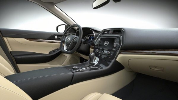 Nissan Maxima 