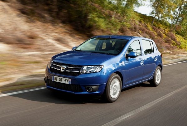 Години на производство &ndash; 2012-2022

Среден пробег на окачването преди ремонт &ndash; 130 000 км.

Автомобилите, изградени на бюджетната платформа B0, отдавна са синоним на надеждност. Второто поколение Sandero не прави изключение. Подобно на аналогични модели на Renault, Nissan и Lada, хечбекът може да се похвали със здраво окачване - подпори McPherson отпред и греда отзад.
