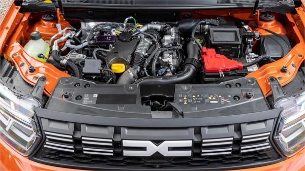 Въпреки че Duster във версията за пропан-бутан официално консумира повече, на бензин с изключен газ в икономичен режим, този модел показва впечатляващи цифри - около 5,7 л / 100 км. Идеален за тези, които искат евтино и приятно пътуване.