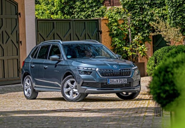 Среден разход: 5,3-5,8 л/100 км.

Тип задвижване: предно.

Предимства: капацитет, висококачествен монтаж, доказан двигател.
