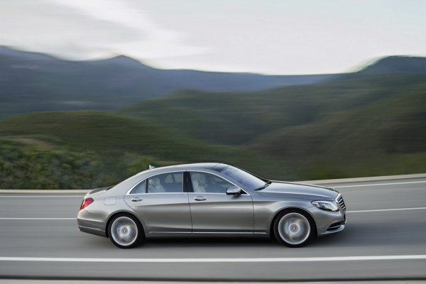 Новият Mercedes-Benz S-Class (W222)