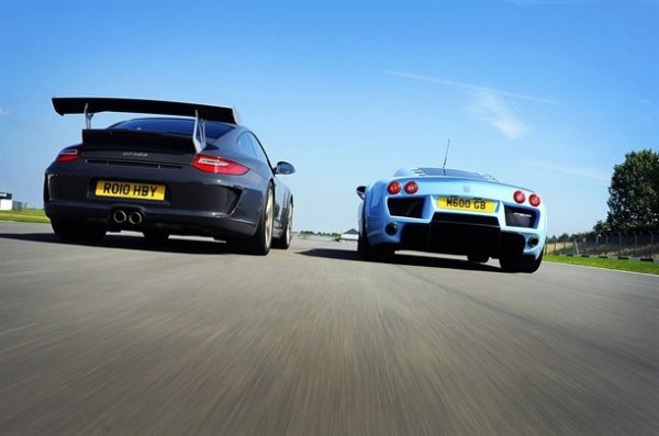 Кадри от конкурса Britain&rsquo;s Best Driver&rsquo;s Car 2010 на Аutocar. Победител е Porsche 911 GT3 RS.