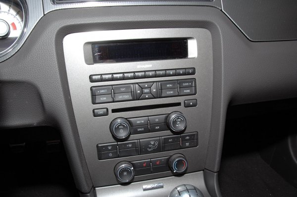 Автосалон Лос Анджелис 2008 / Ford Mustang 2010