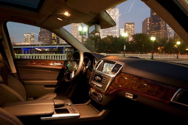 Mercedes-Benz M-Class 2012