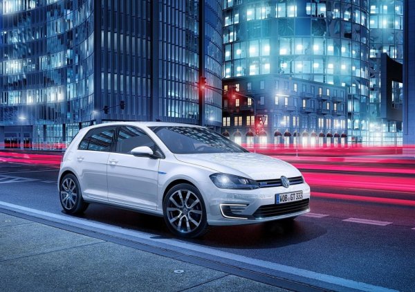  Хибридният Volkswagen Golf GTE 