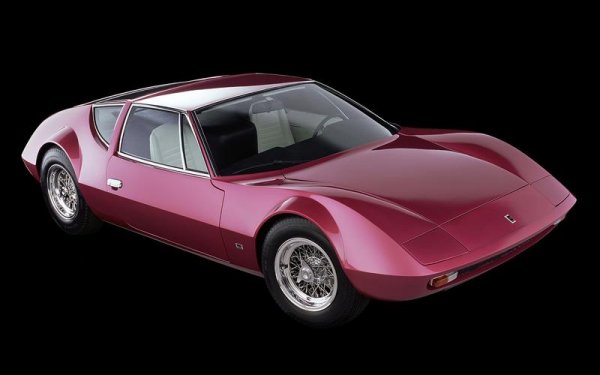 Швейцарският бутиков производител Петер Монтеверди постига известни успехи с моделите си High Speed и с Hai трябва да направи следващата стъпка в развитието на компанията. Hai е съперник на Lamborghini Miura със 7,2-литров Chrysler Hemi двигател с мощност 450 конски сили. Серийното производство и разходите за него обаче се оказват непосилна задача за Монтеверди.