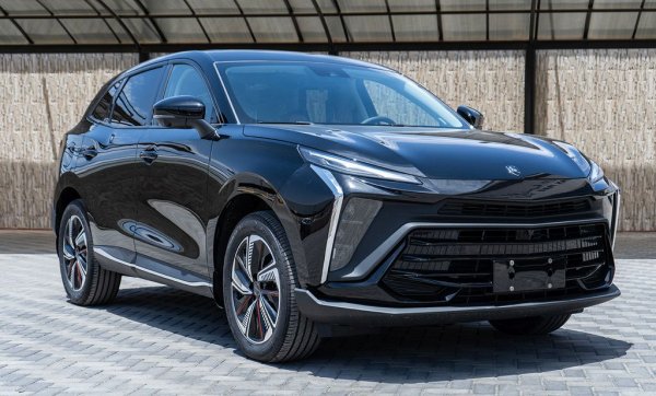 Спрямо 2024: 28% ръст

Eто, че вече имаме и китайска марка в Топ 20 - при това с перспективи да се изкачи още по-нагоре. Forthing е марка на Dongfeng Liuzhou Motor, дъщерна компания на гиганта Dongfeng, и присъства у нас по-малко от три години. Това не й пречи да реализира 28% увеличение в продажбите спрямо същия период на 2024. 

Най-продавани модели:
T5 Evo - 193
4 U Tour - 79
U Tour V9 - 6
S50 - 5
