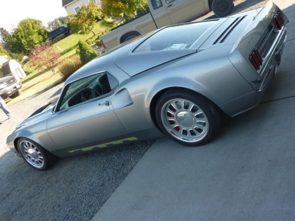 Mustang Mach 40 - уникален автомобил, съчетаващ стилът на Mustang Mach 1 и техниката на Ford GT