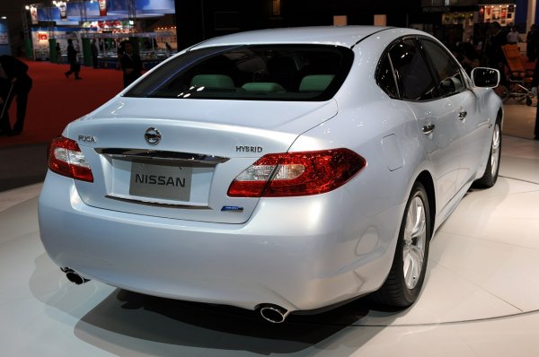 Nissan Fuga Hybrid / Токио 2009