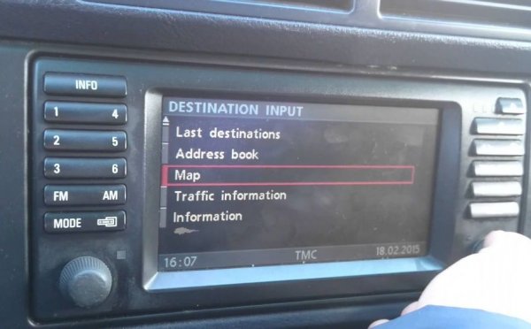 Не че е особено податлива на повреди. Просто е шокиращо примитивна от днешна гледна точка. Да не говорим, че осъвременяването на картите е сериозно предизвикателство. Най-добре просто разчитайте на мобилния си телефон. 
