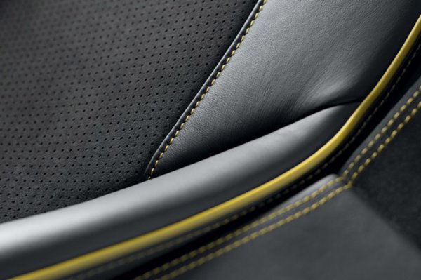 Руската суперкола Marussia B1 / В2