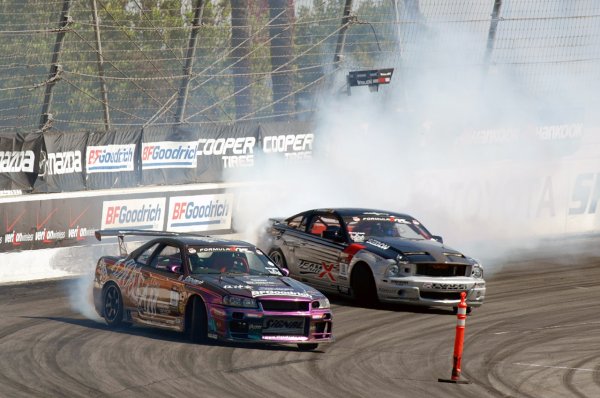 Formula Drift 2008. Писта Irwindale, САЩ Калифорния