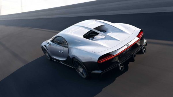 Отново става въпрос за време, и по-точно за секундите, нужни на Bugatti Chiron Super Sport да достигне скорост от 300 км/ч.