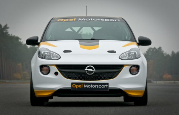 Opel Adam Cup и Opel Astra OPC Cup