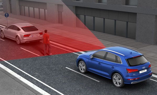 В този режим на шофиране системите за разпознаване на пътната маркировка и знаците също ще бъдат свързани. Първата ще позволи на колата да се управлява самостоятелно в малки стръмни завои, а втората ще следи за спазването на ограничението на скоростта. Освен това този асистент ще може самостоятелно да престроява от лента в лента и да изпреварва преминаващите превозни средства. 