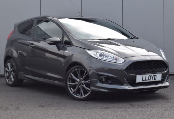 Разработен от европейското поделение на Ford в Дънтън, Великобритания, този агрегат се появи през 2012 и смая журналистите с показателите си - един литър обем, но цели 125 конски сили максимална мощност. После се появи и вариант със 140 коня за Fiesta Red Edition. Ще го срещнете също във Focus, C-Max и какво ли още не. Между 2012 и 2014, три пъти поред бе Международен двигател на годината. 
