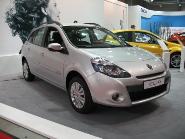 Renault Clio Estate / Автомобилен салон София 2009
