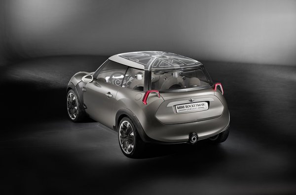 Както признават инженерите а BMW, те действително са искали да направят субкомпактно Mini, но по време на изпитанията на прототипа е установено, че за автомобил с толкова късо междуосие е нужна нова платформа. Затова е решено да се откажат от проекта, тъй като разходите по него едва ли биха се върнали. Преди няколко месеца отново се заговори за появата на Rocketman, този път като електромобил, който ще излезе през 2022 г. Ще почакаме, за да видим...
