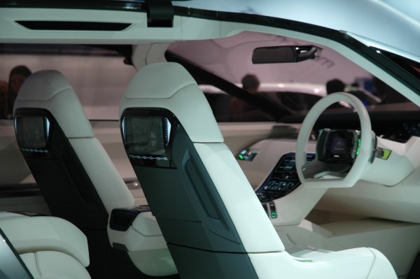 Subaru Hybrid Tourer