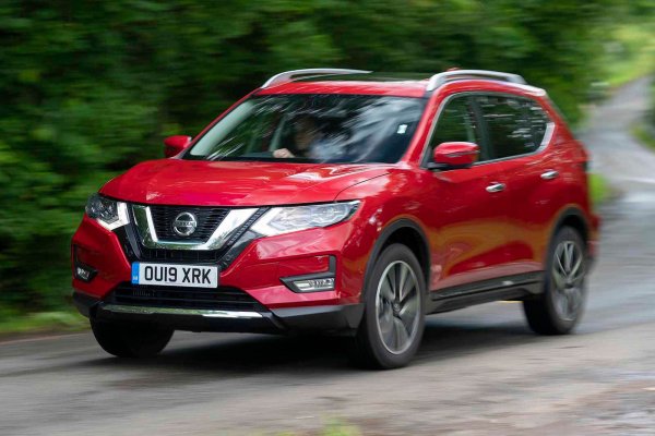 Определено собствениците на Nissan X-Trail не могат да се похвалят с късмет, тъй като техните коли с най-ниска надеждност. 32% от анкетираните съобщават за проблеми, като те са в почти всяка част на автомобила, с изключение на сателитната навигация. Ремонтът на 65% от колите е отнел около една седмица, но при 24% престоят в сервиза е по-голям. Само 53% са ремонтирани безплатно, а 24% от собствениците са платили сметки от над 1500 лири.
