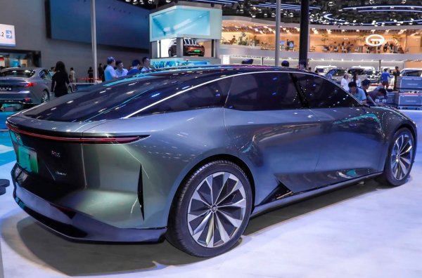 Техническите параметри на автомобила не бяха оповестени на презентацията.