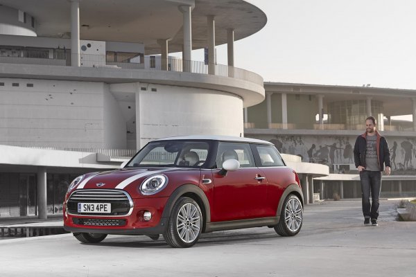 Новото MINI