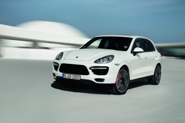 Porsche Cayenne Turbo S 