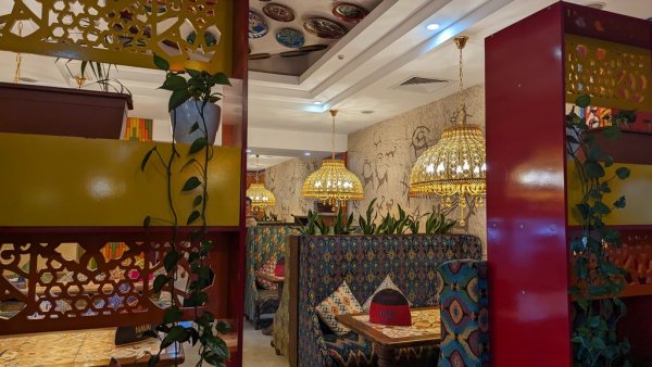 Традиционен ресторант в Бишкек - Чайхана Нават