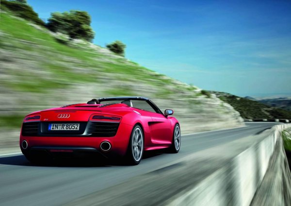 Audi R8 2012