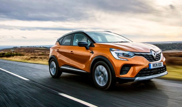 Среден процент проблеми: 3,5%
Среден пробег: 28 000 км

Сглобяваният в Испания Captur от години беше не само най-солидно представящият се модел на Renault в класацията, но и най-челно класираният френски автомобил в класацията. Сега последното се е променило, както ще видите след малко. Но представянето на второто поколение, дебютирало през 2019, е повече от прилично. Оплаквания има от мултимедията, преждевременно износване на турбокомпресора при най-мощния мотор, и груба на моменти работа на автоматика с двоен съединител. Имаше сервизна акция за хибридната версия заради бъг в софтуера. 
