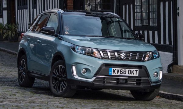 Среден процент проблеми: 3,3%
Среден пробег: 30 000 км

Произвежданото в Унгария актуално поколение на Vitara е в Топ 20 и при 7-годишните, и при 5-годишните, и при 3-годишните. Двигателите се смятат за доста надеждни, особено бензиновият 1.4 турбо. Имаше сервизни акции за недобре затегнати болтове на задната ос и за датчик на вакуумната помпа. Не са съвсем редки и докладите за повредени колесни лагери. 
