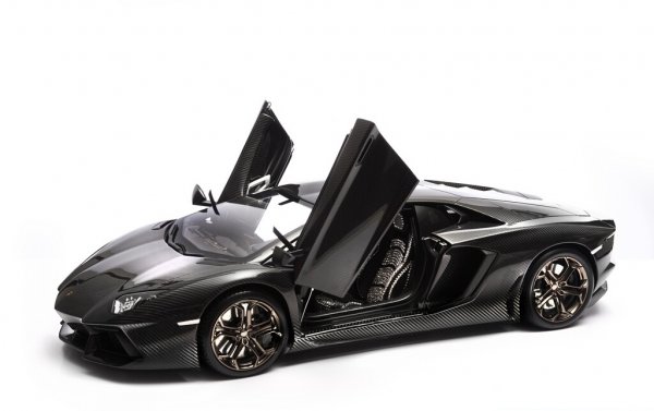 Златно Lamborghini за $4,7 милиона