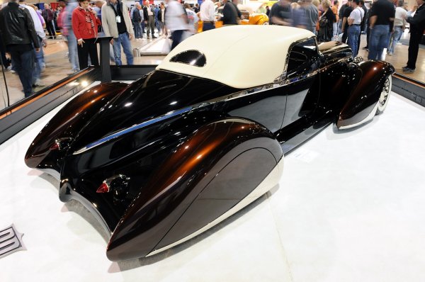 Кадри от тазгодишното американско автоизложение "Grand National Roadster Show"