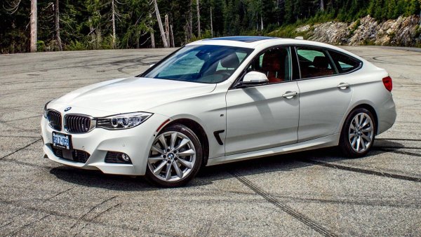 Тук се появява и версията GT с пет врати, която дебютира в Женева през 2013. Освен това от третата серия тръгва и новата 4-а серия на BMW, където се озоваха версиите купе, кабрио и Gran Coupe.
