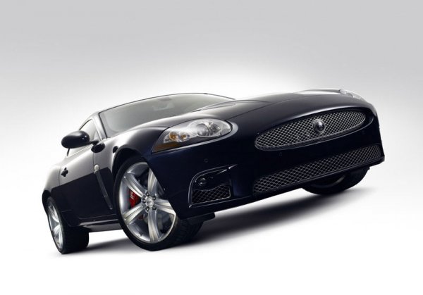 Купето Jaguar XK след фейслифт