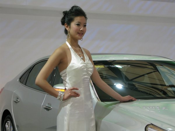 Момичетата на автосалон Шанхай 2009