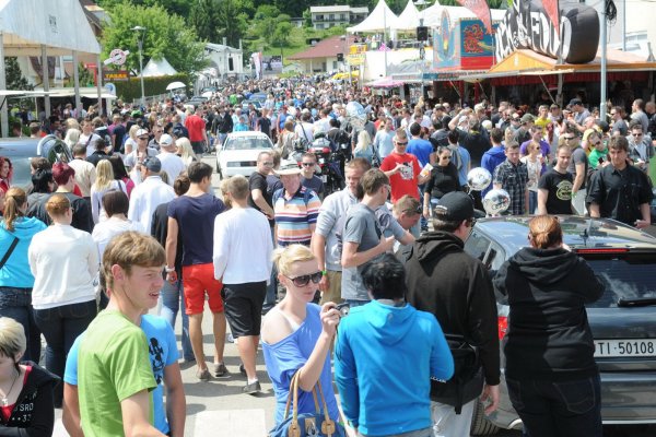 Фестивалът на феновете на Volkswagen Group Worthersee Tour 2012