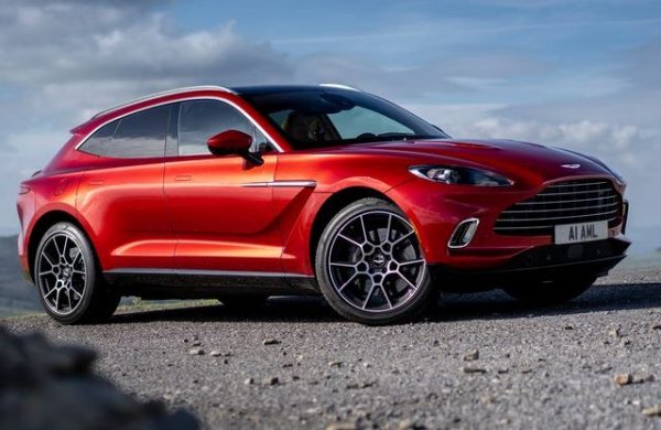 Най-после и британците се качиха на влакчето на свръхлуксозните SUV. Със стартова цена около 320 000 лева, DBX се продава доста добре през втората част на година и само през ноември е пласирал 65 бройки. 
