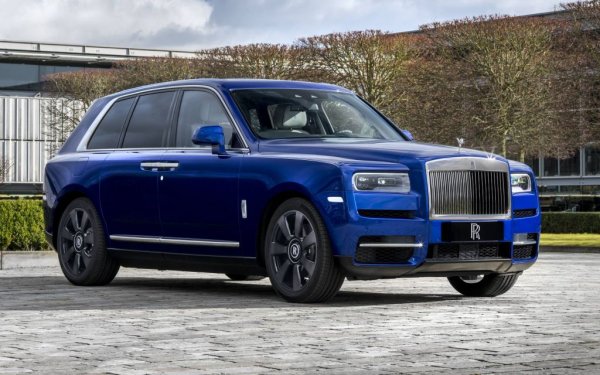 Единственият модел на Rolls-Royce, който за първите 11 месеца е постигнал трицифрени продажби (принос за което има и принудителната пауза при Ghost покрай смяната на поколенията). 
Резултатът на Cullinan e със 107 автомобила по-нисък от миналогодишния, но при базова цена 545 000 лева дори 269 бройки не е никак зле. 

