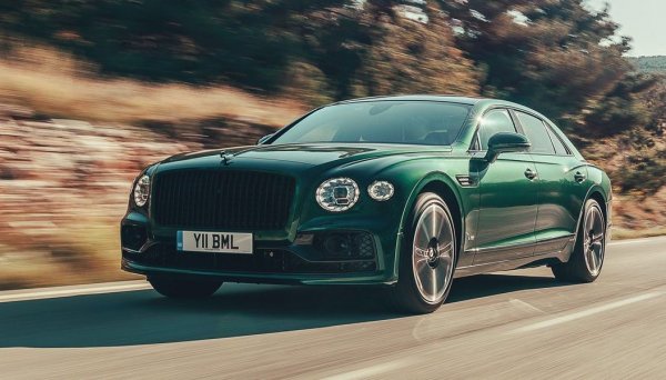 Новият Flying Spur, с неговия W-12 туин турбо двигател, започва от над 360 000 лева, но това не е отказало 387 кандидати. Моделът, който се появи в самия край на 2019, през последния ноември е пласирал цели 60 екземпляра. 
